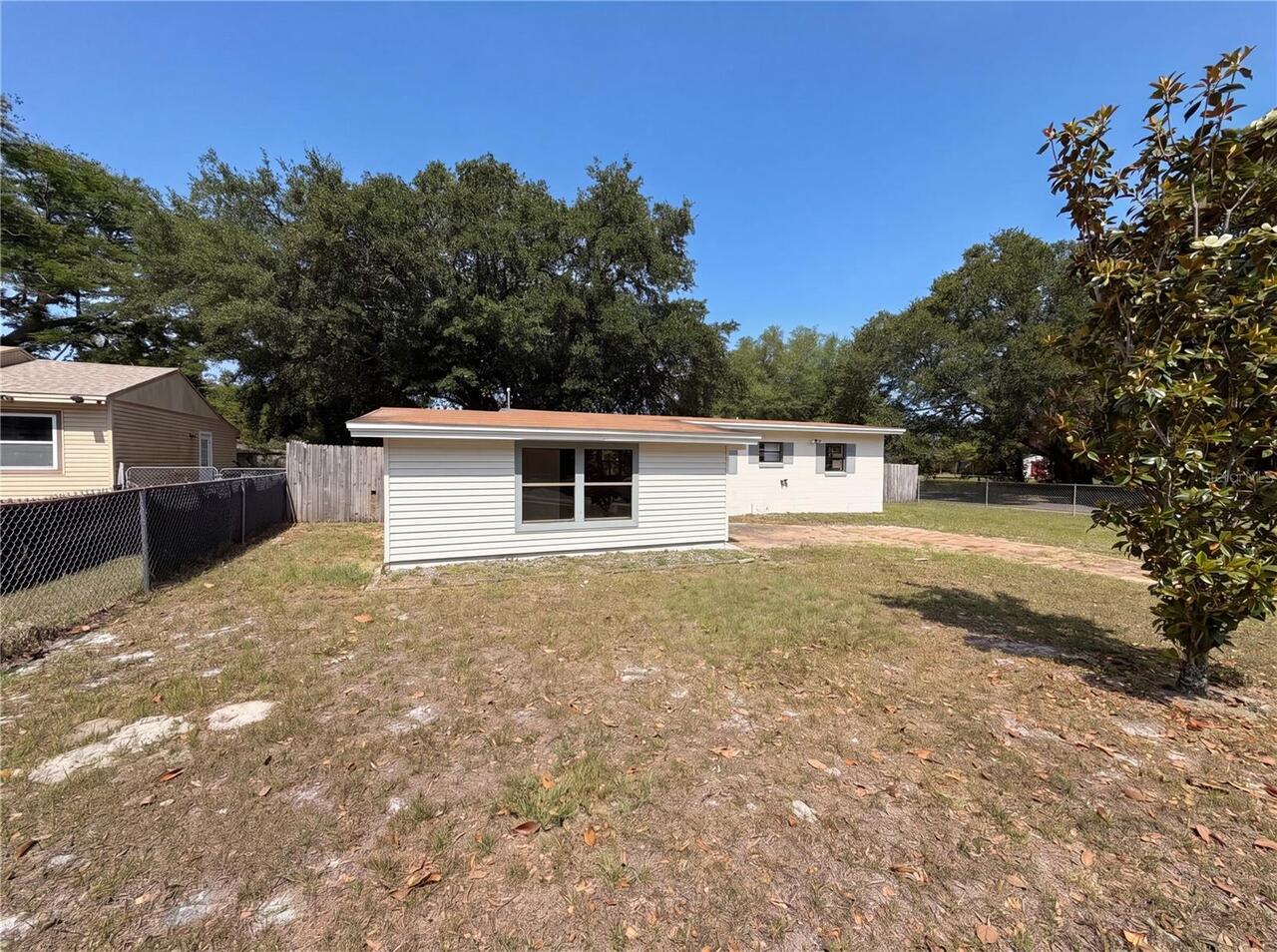Listing Photo 18