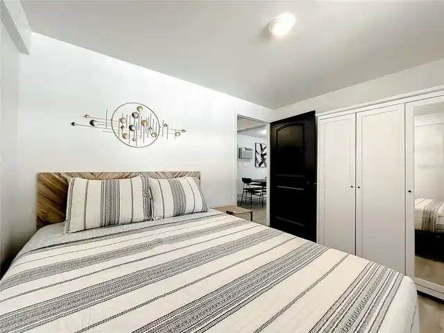 Listing Photo 9