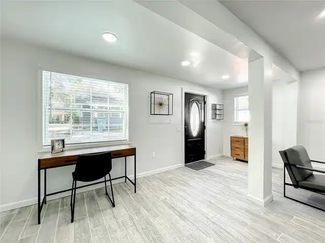 Listing Photo 17