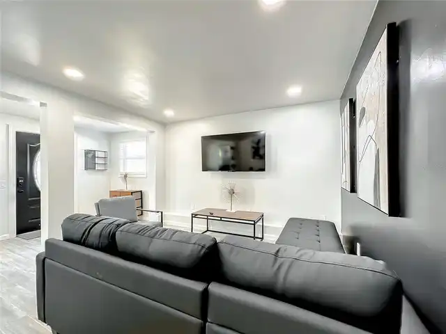 Listing Photo 20