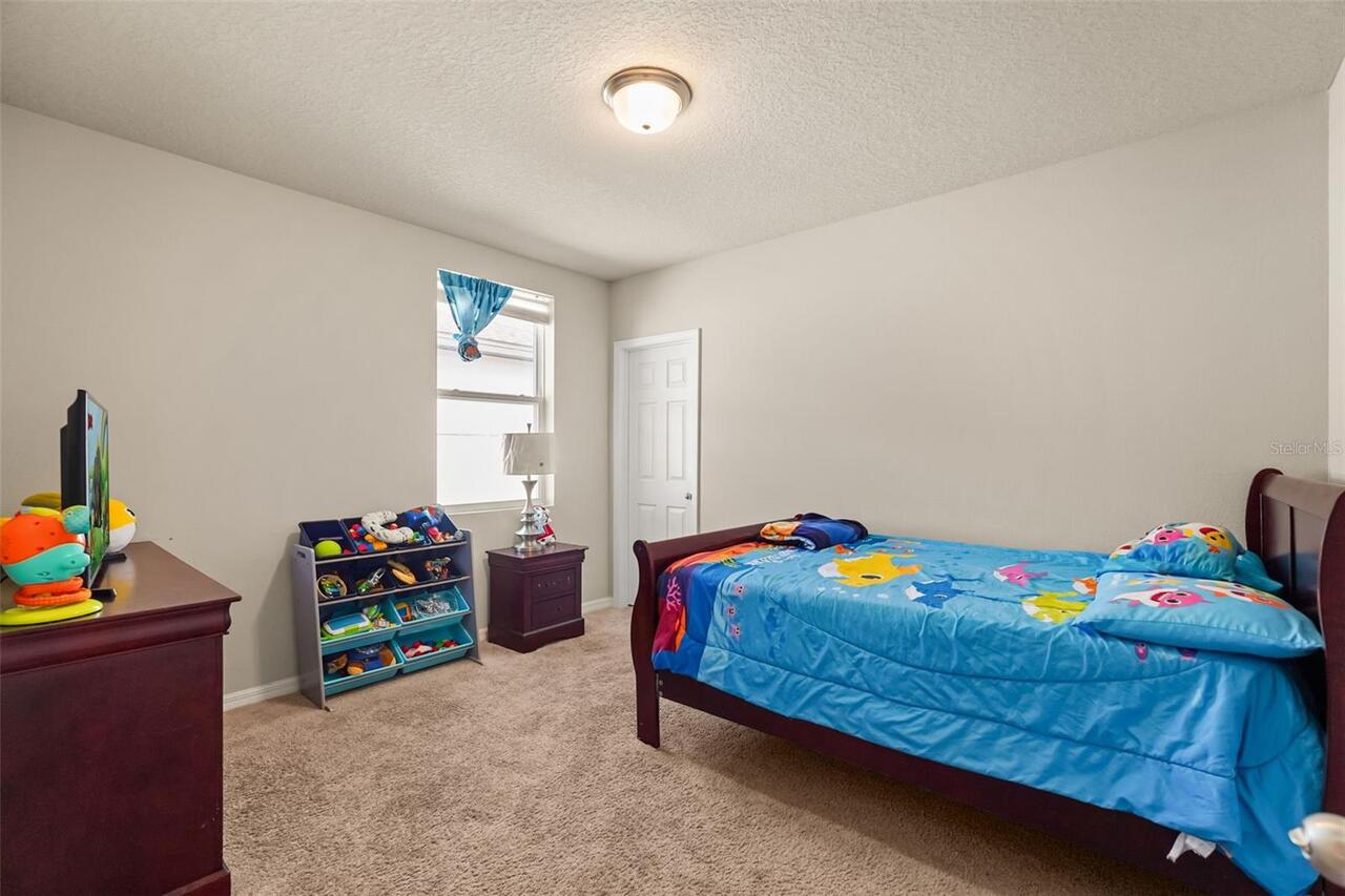 Listing Photo 9