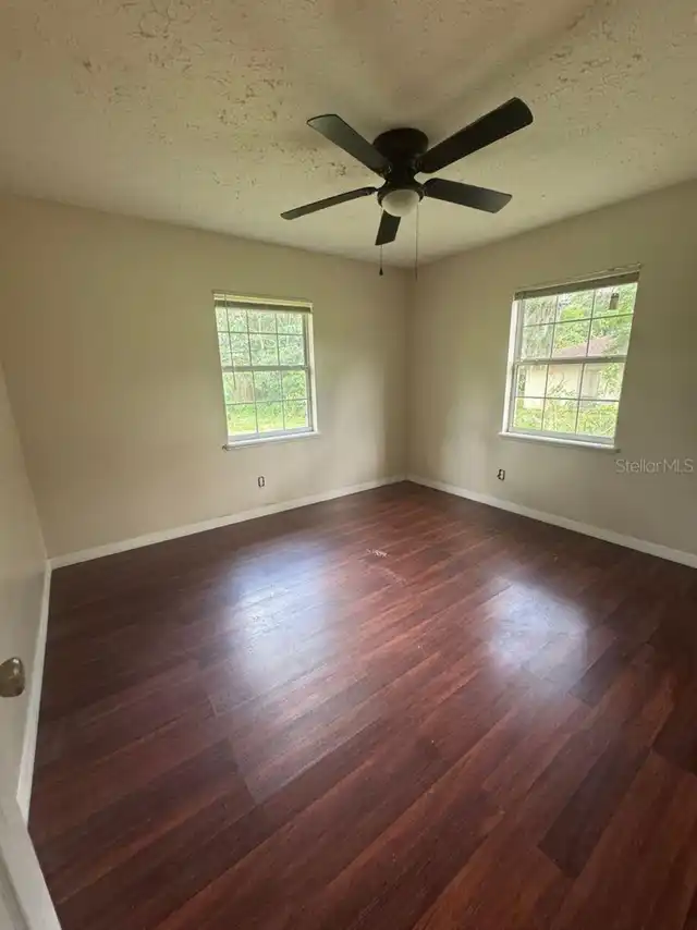 Listing Photo 7