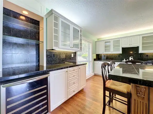 Listing Photo 22