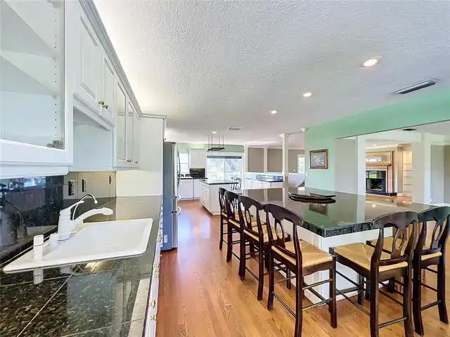 Listing Photo 25