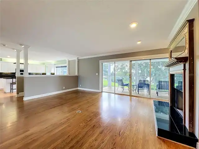 Listing Photo 43