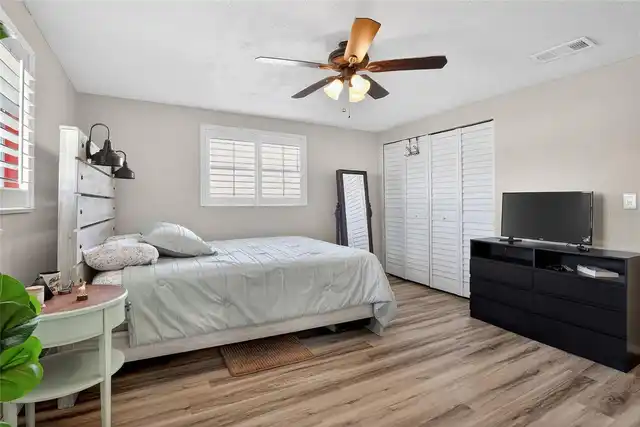 Listing Photo 22
