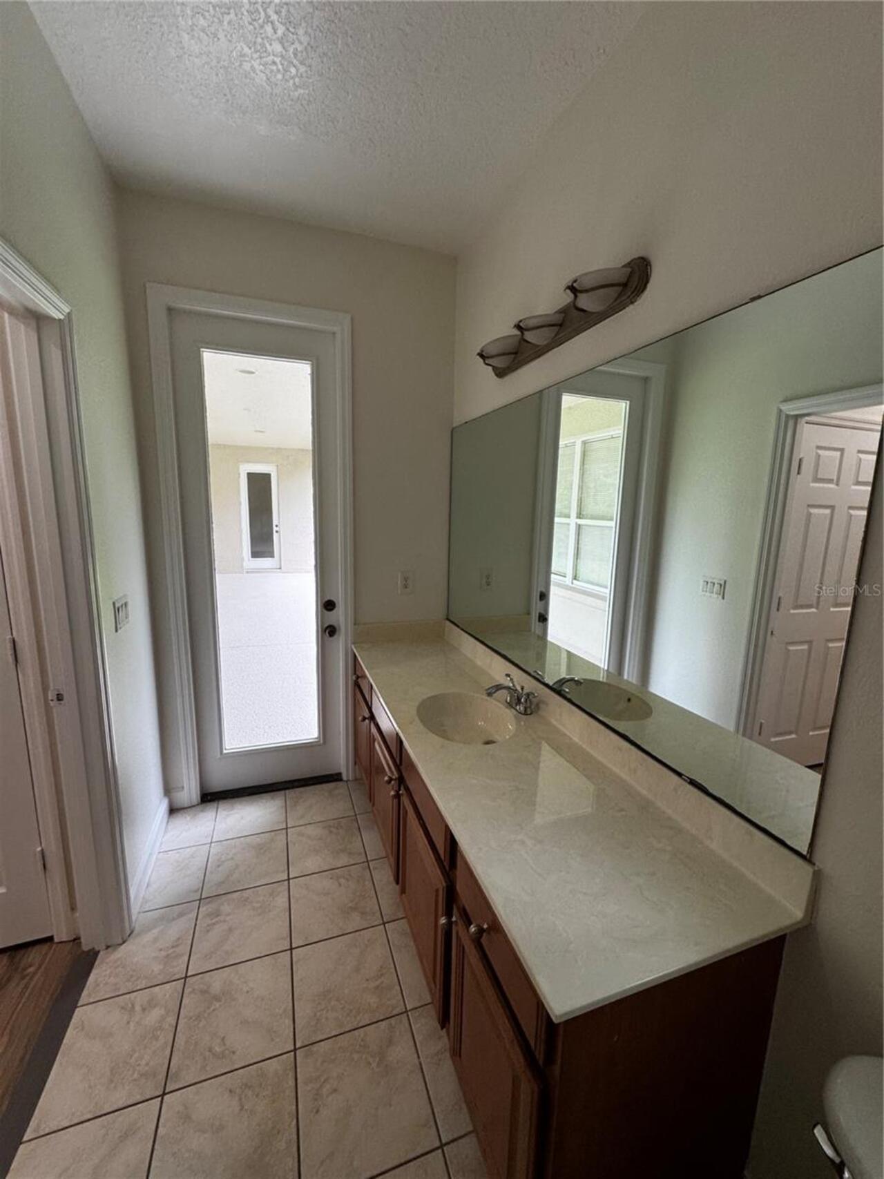 Listing Photo 28