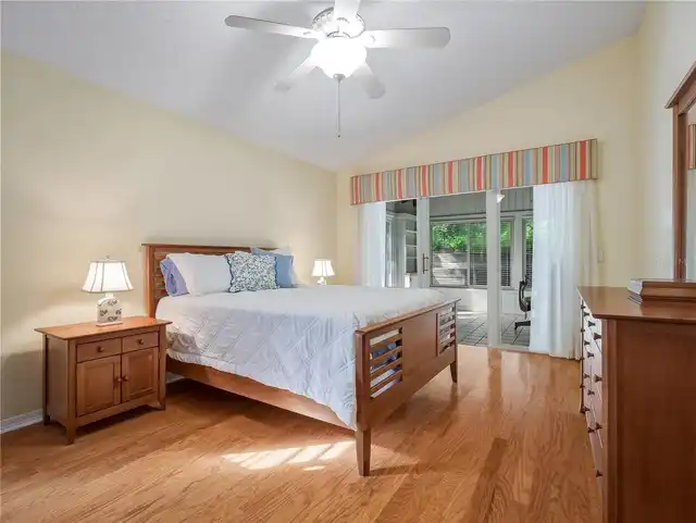Listing Photo 22