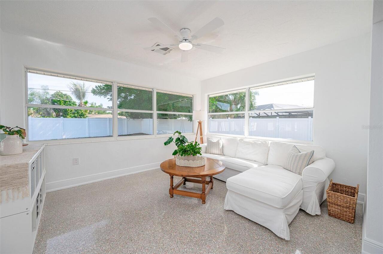 Listing Photo 19