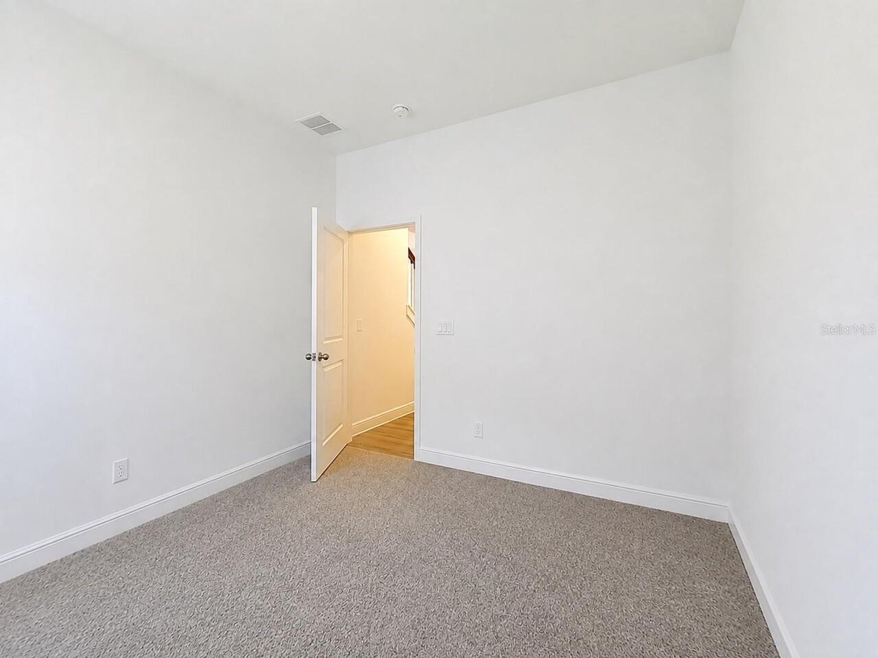Listing Photo 37