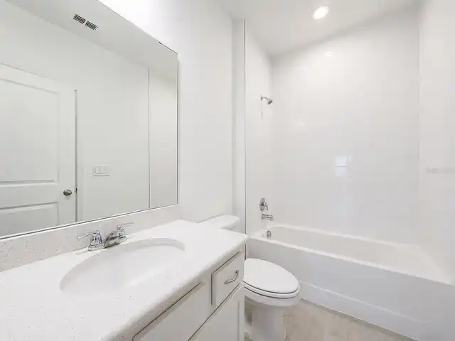 Listing Photo 28