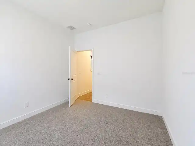 Listing Photo 37