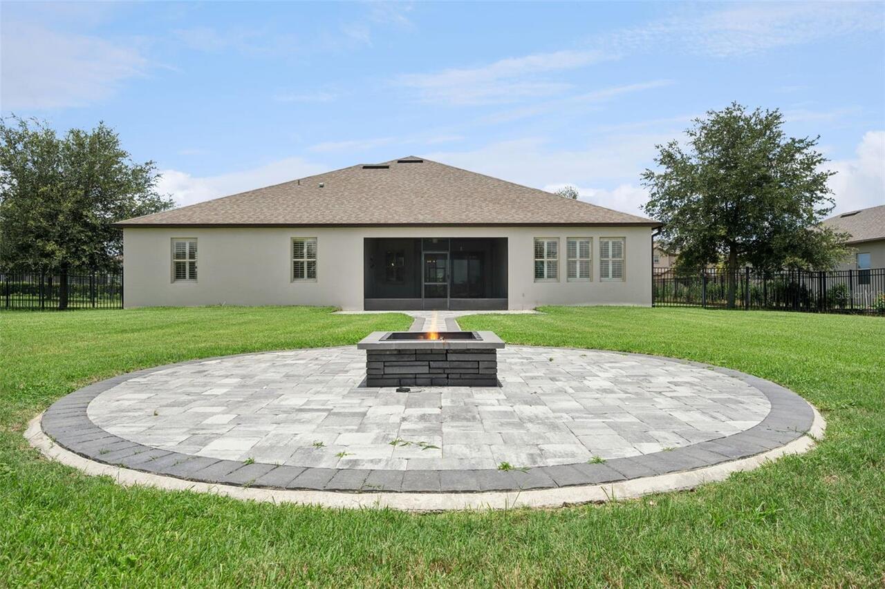 Listing Photo 18