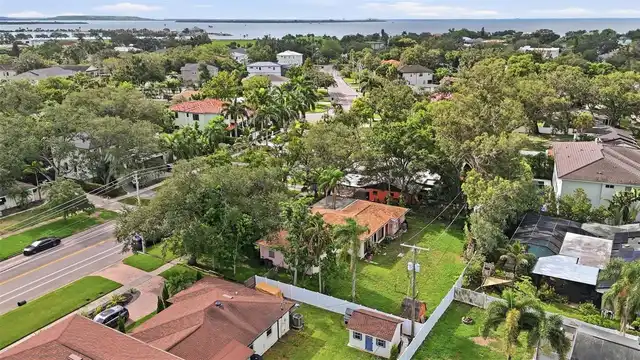Listing Photo 6