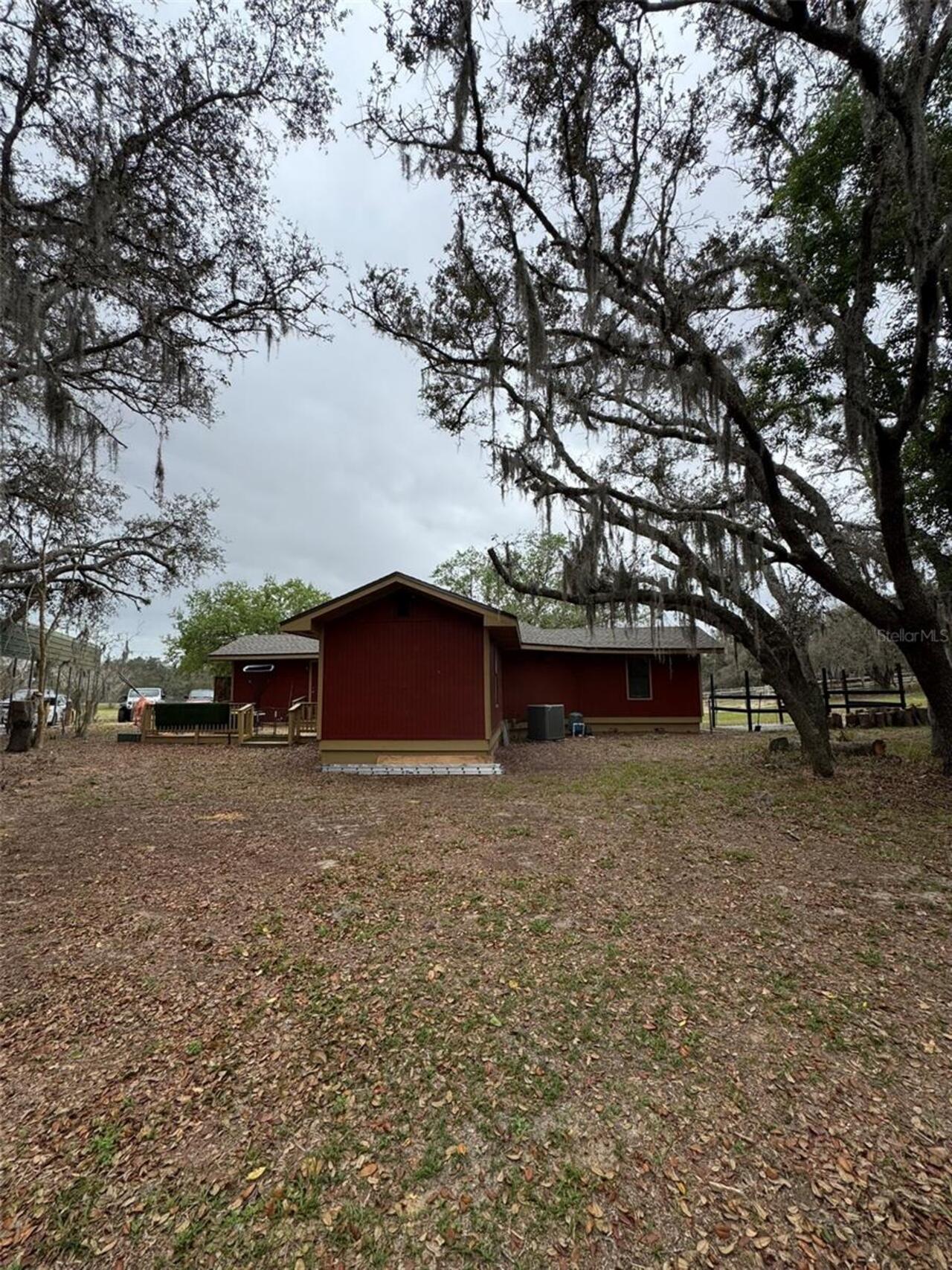 Listing Photo 12
