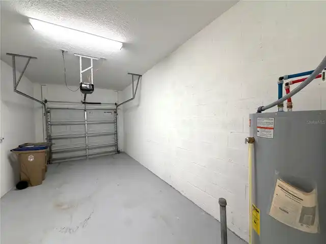 Listing Photo 14