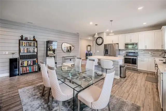 Listing Photo 18