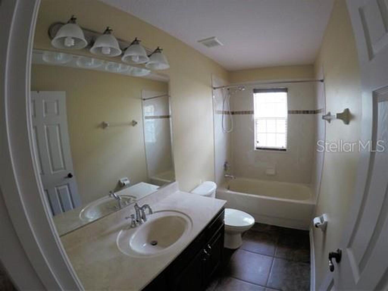 Listing Photo 9