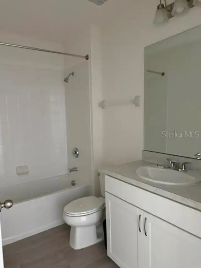 Listing Photo 7