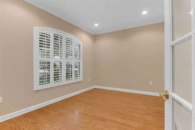 Listing Photo 34