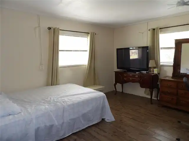 Listing Photo 29