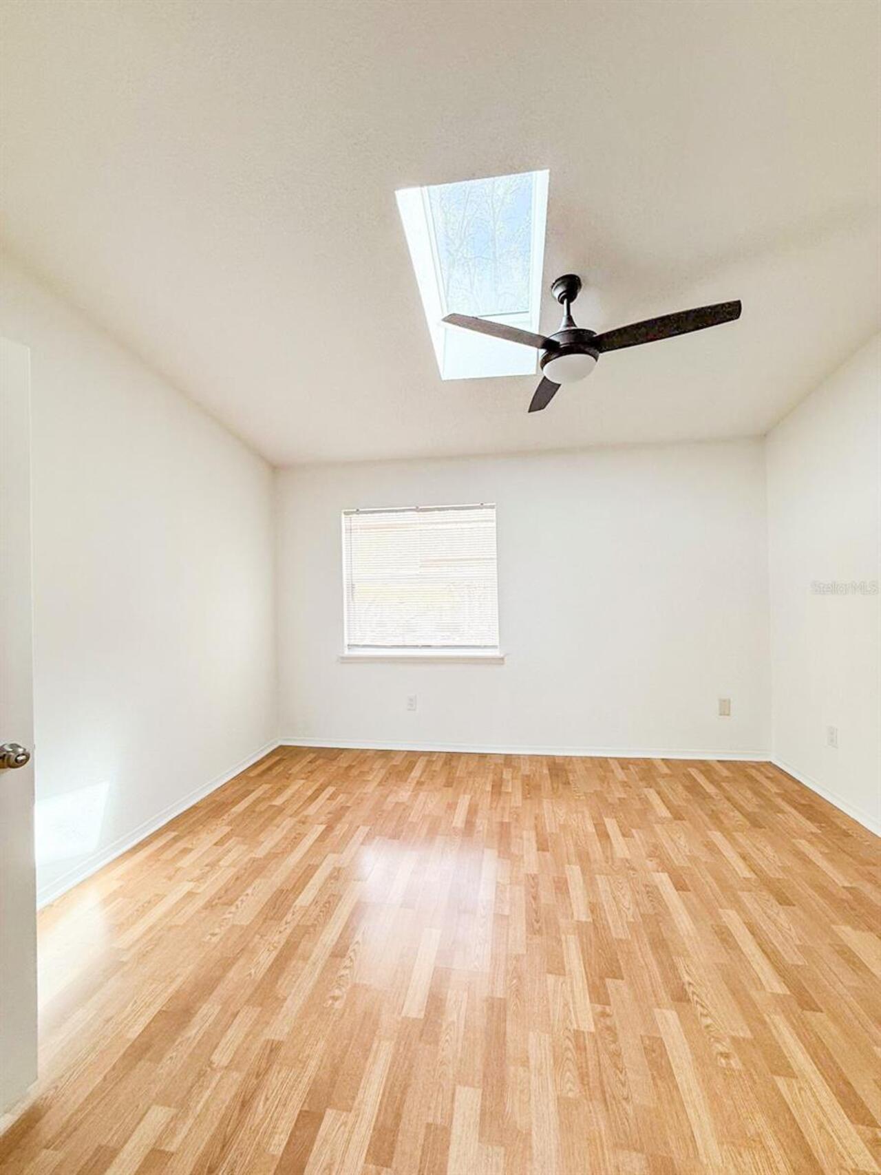 Listing Photo 23