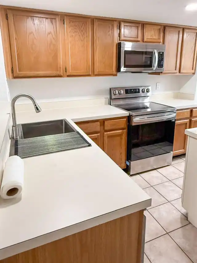 Listing Photo 17