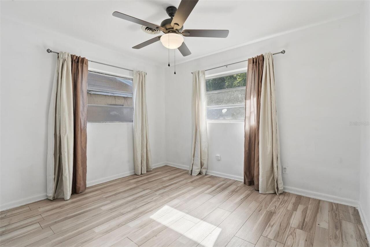 Listing Photo 25