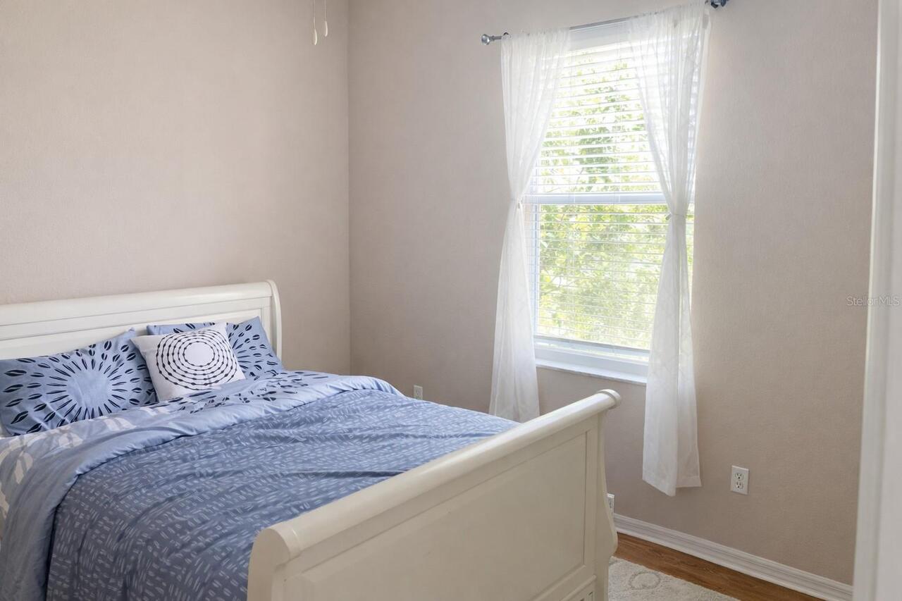 Listing Photo 17