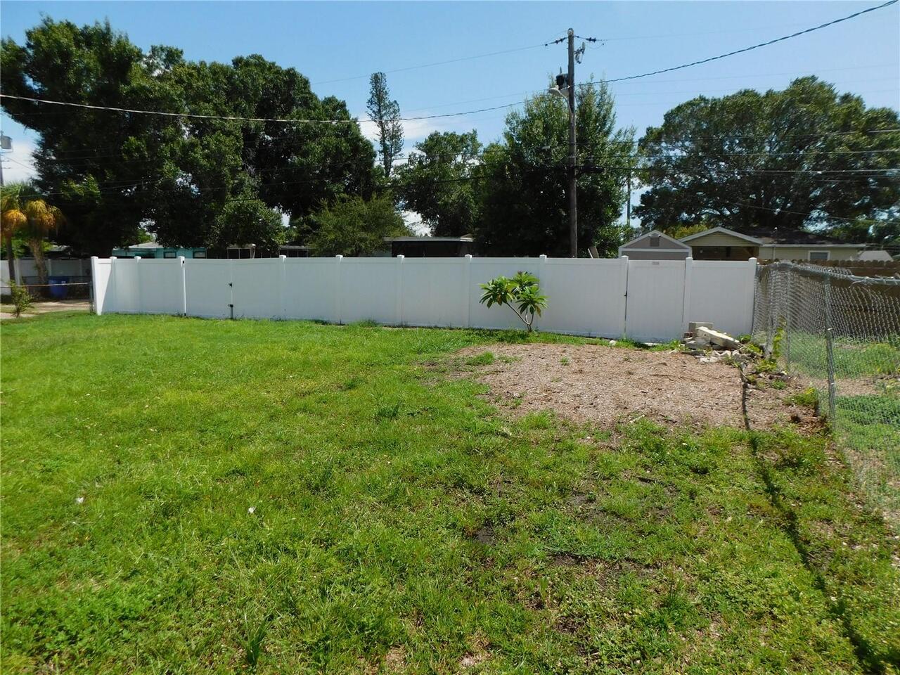 Listing Photo 24