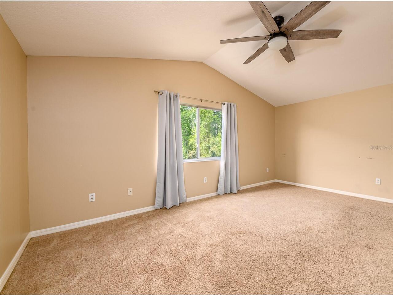 Listing Photo 37