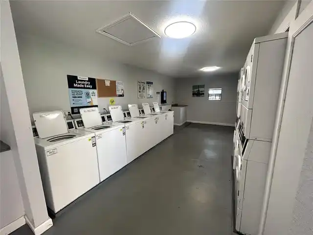 Listing Photo 14