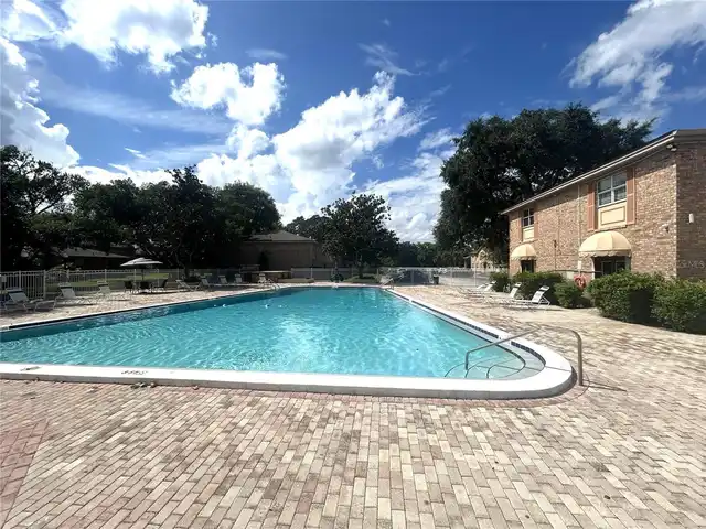 Listing Photo 15