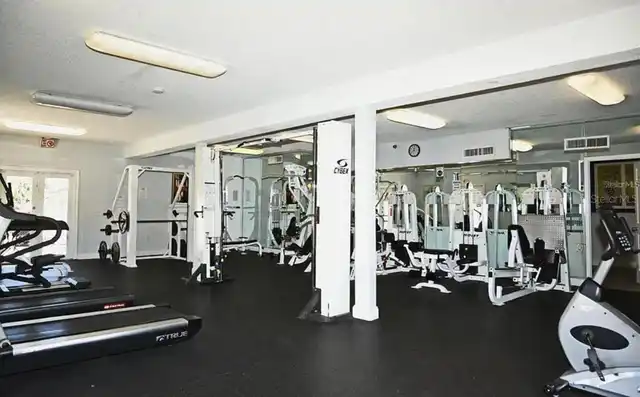 Listing Photo 17