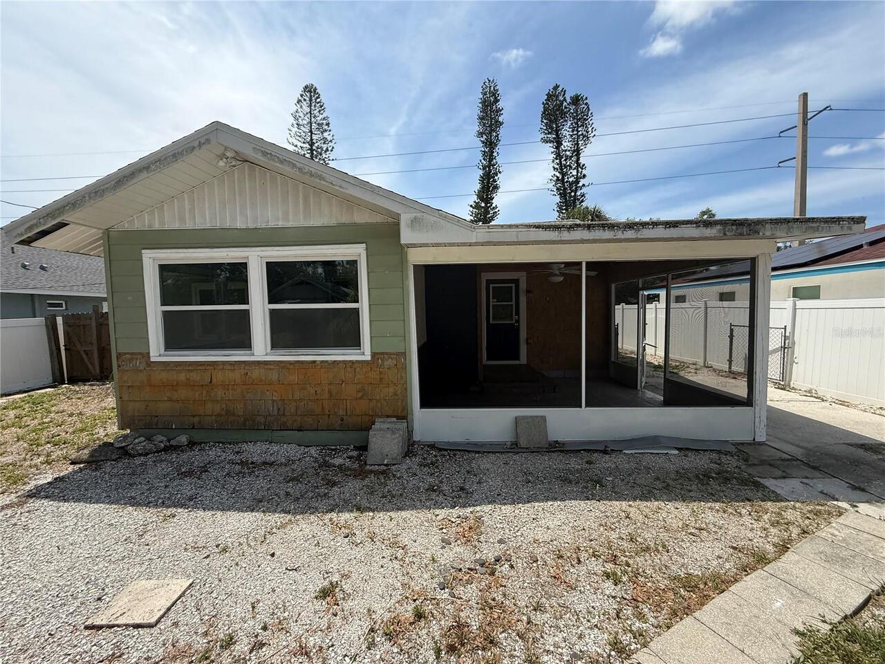 Listing Photo 14