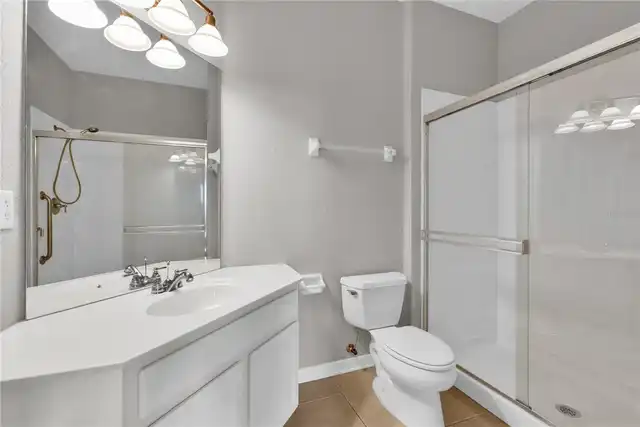 Listing Photo 6