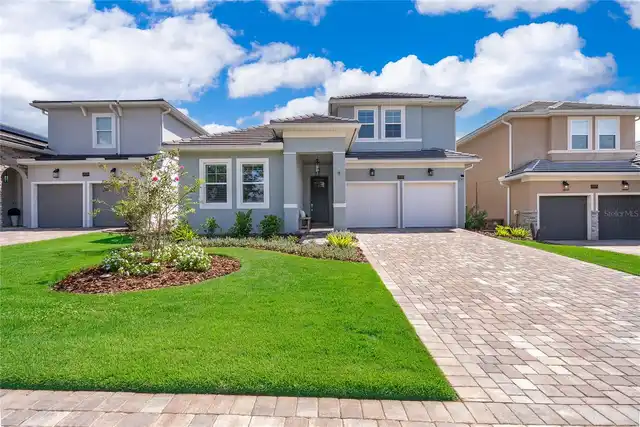 BELLA COLLINA Real Estate