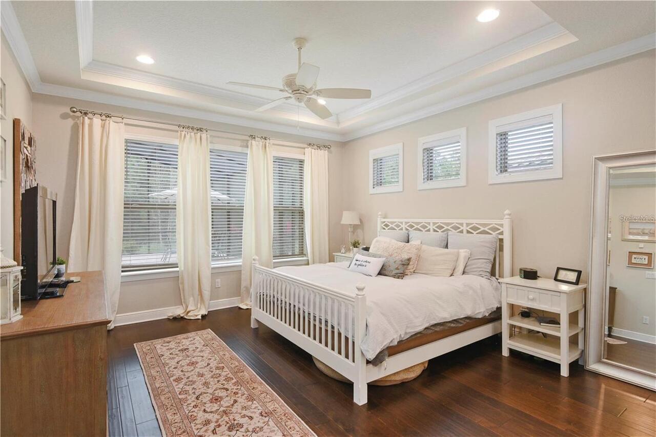 Listing Photo 12