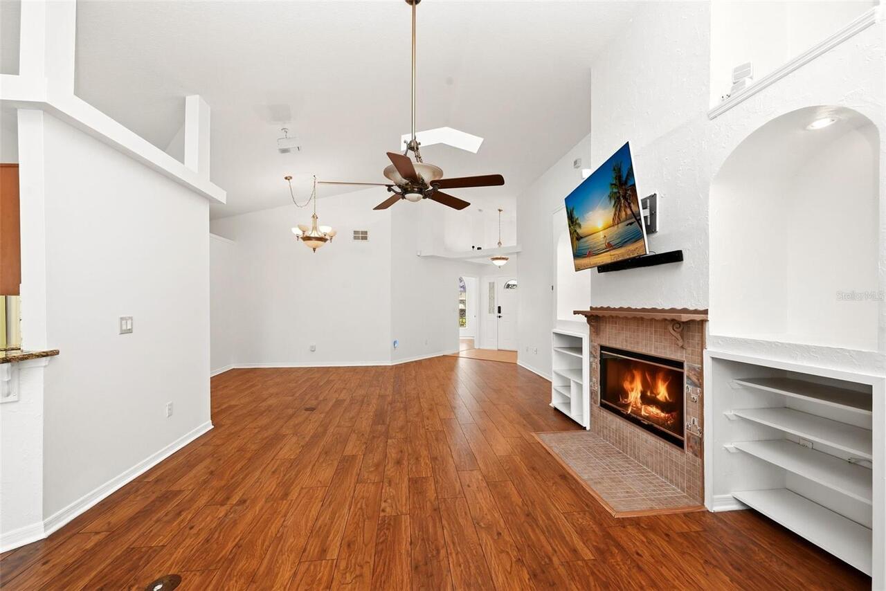 Listing Photo 17