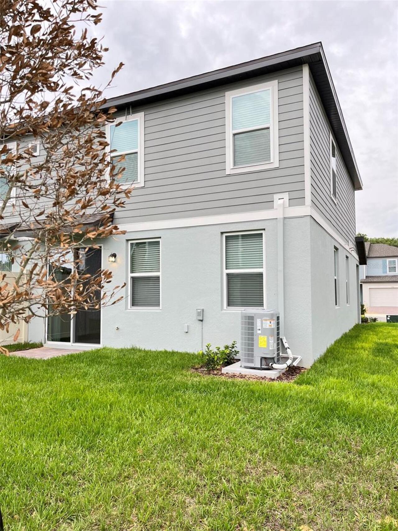 Listing Photo 10