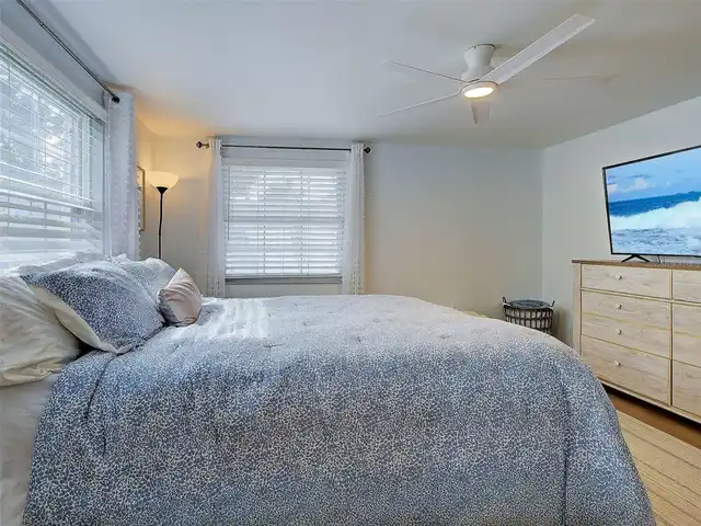 Listing Photo 35
