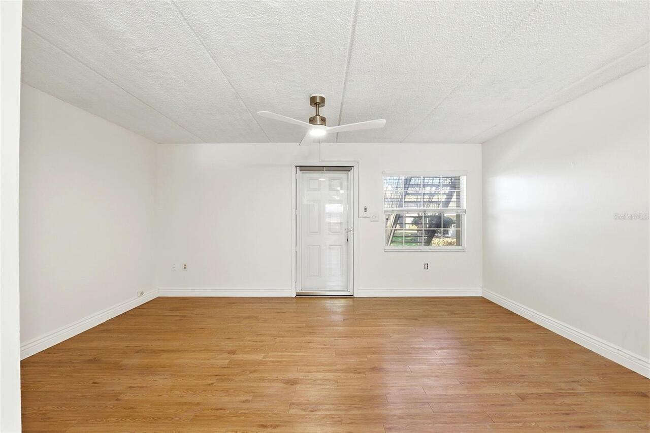 Listing Photo 20