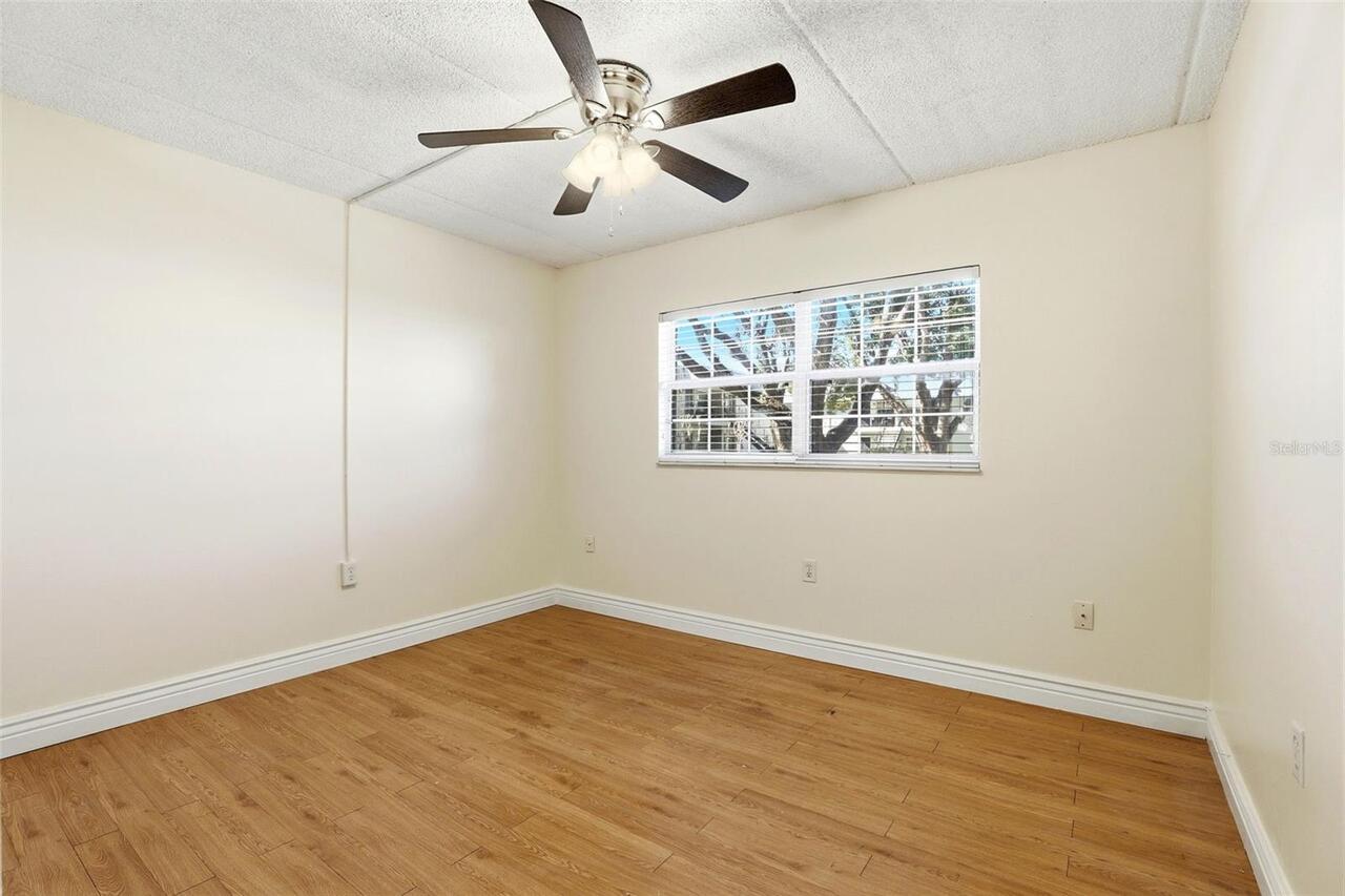 Listing Photo 28