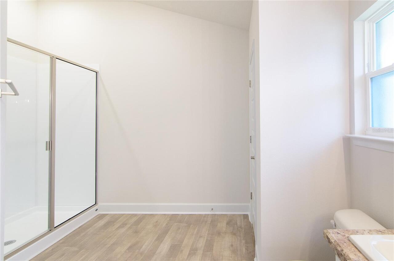 Listing Photo 24