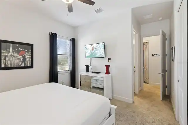 Listing Photo 32