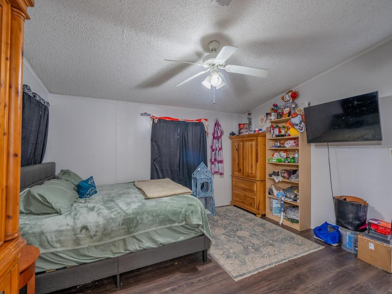 Listing Photo 17