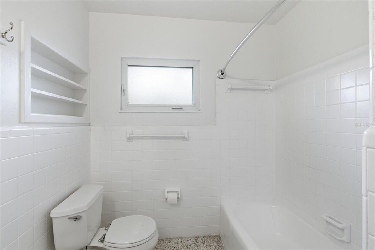 Listing Photo 19