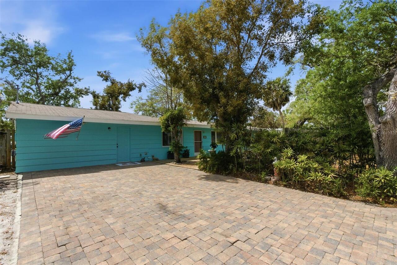 Listing Photo 25