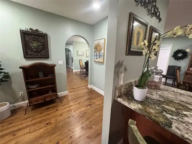 Listing Photo 16
