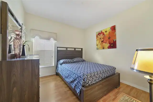 Listing Photo 14